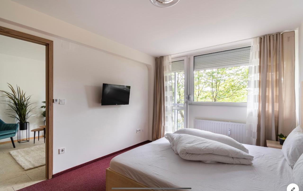 Sinus Premium Aparthotel シオーフォク エクステリア 写真